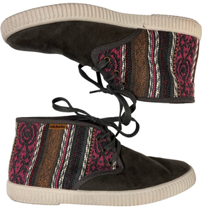 Victoria Shoes Suede Size US 7.5 EU 38 Made in Spain Southwest Design. Worn Once